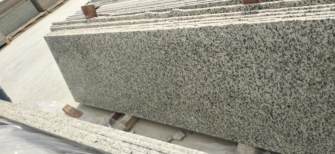 Halayeb Granite slabs 